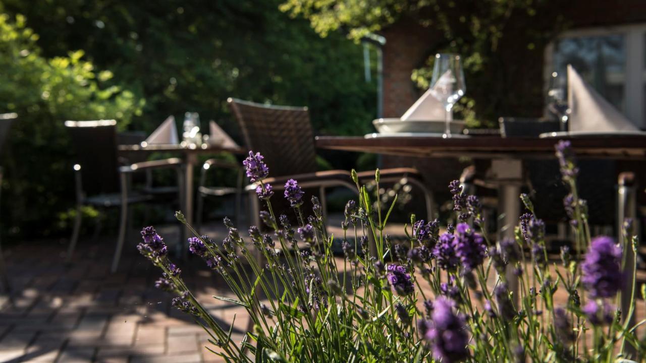 Kirchspielkrug Landhotel & Restaurant Westerhever Ngoại thất bức ảnh
