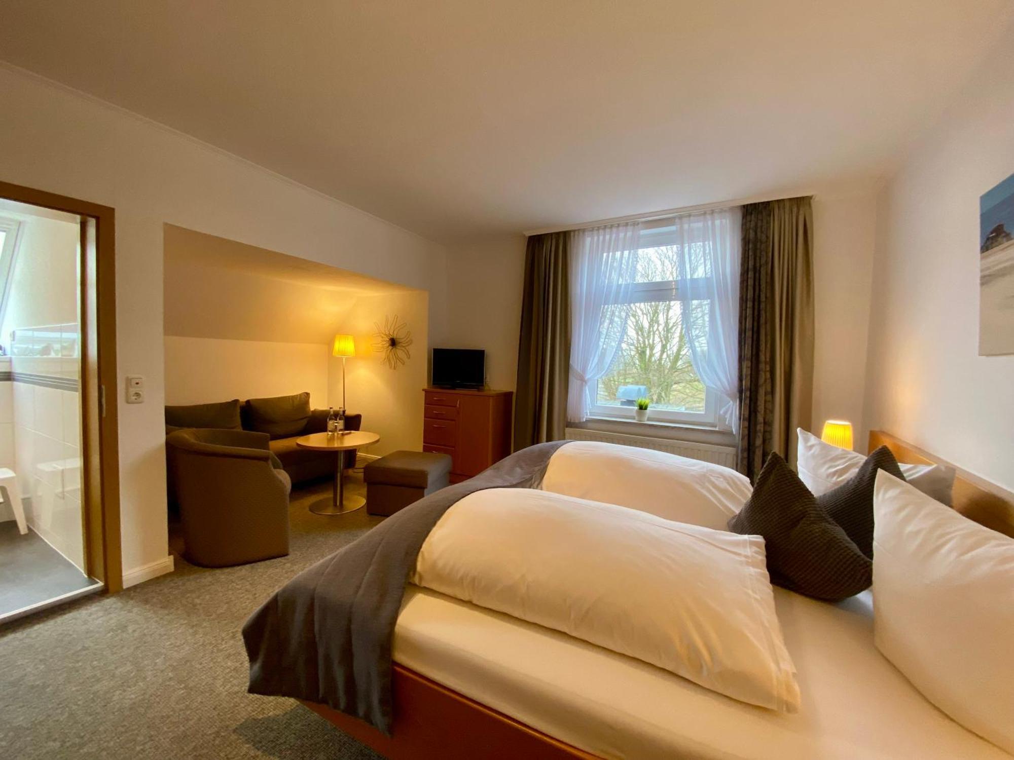 Kirchspielkrug Landhotel & Restaurant Westerhever Ngoại thất bức ảnh