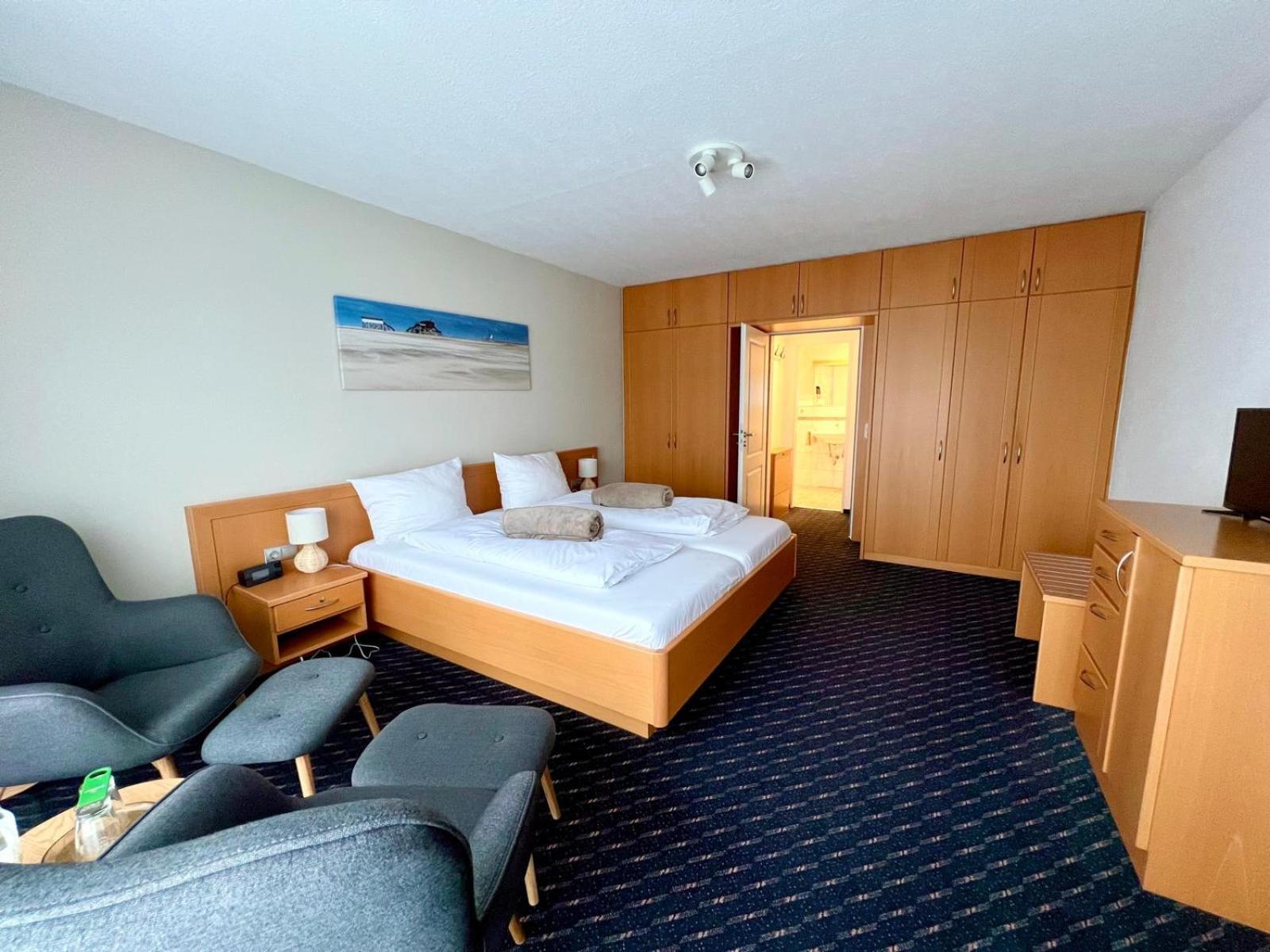 Kirchspielkrug Landhotel & Restaurant Westerhever Ngoại thất bức ảnh